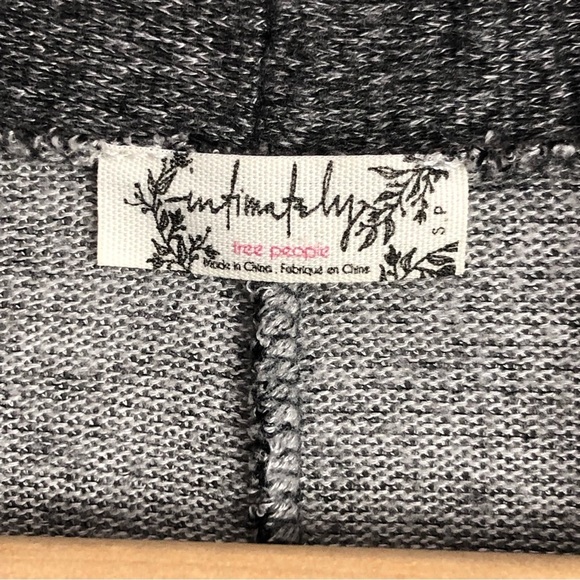 Free people intimately gray two-tone open closure ruffled hem oversized… - Picture 4 of 10